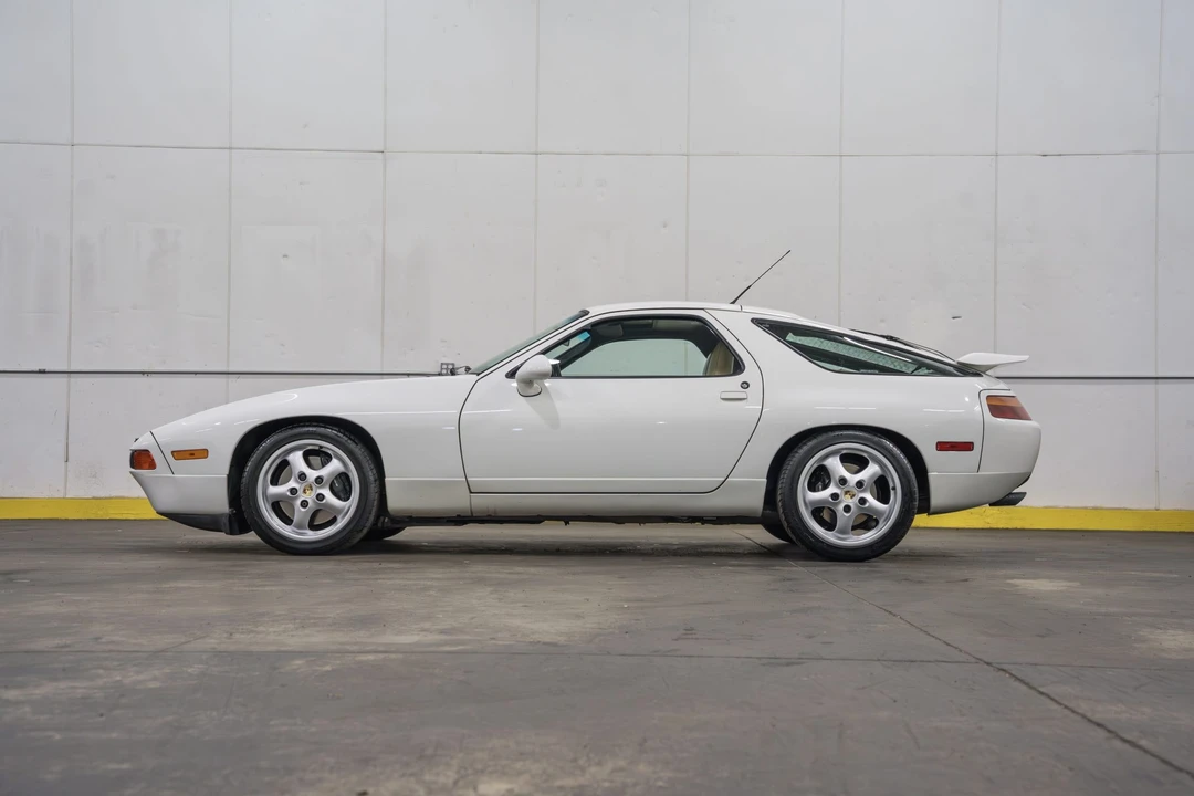 1994 Porsche 928 GTS - Image 2 of 31