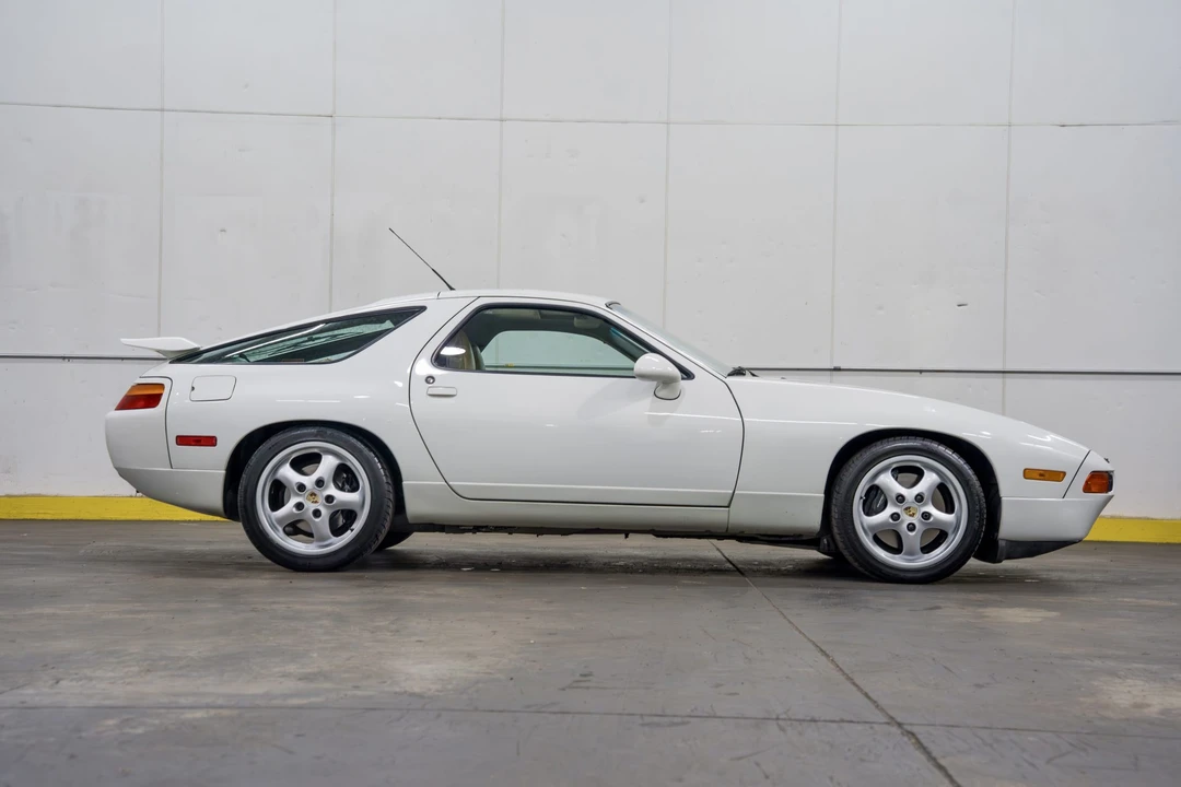 1994 Porsche 928 GTS - Image 7 of 31