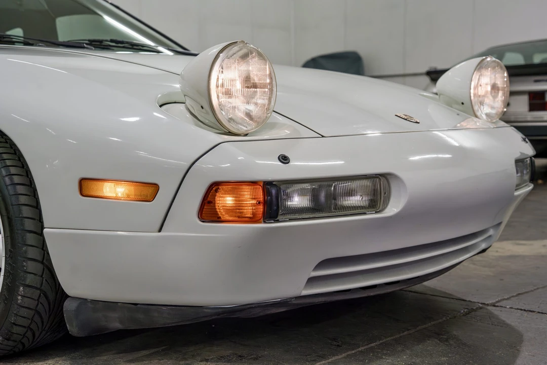 1994 Porsche 928 GTS - Image 22 of 31