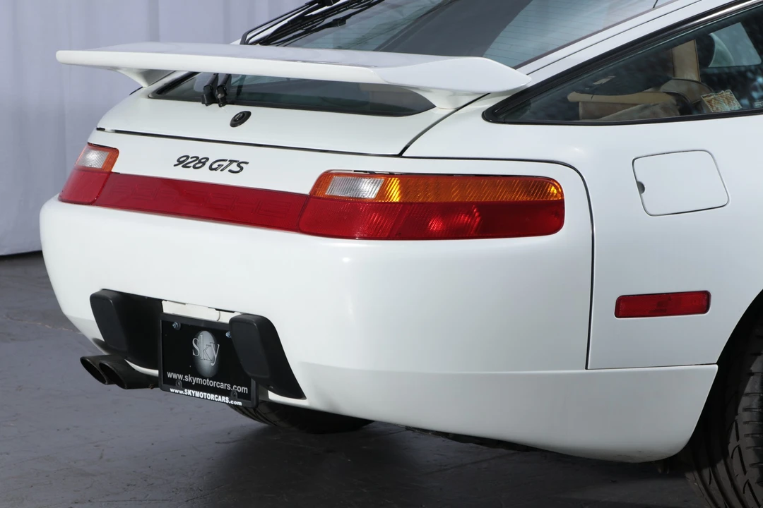 1994 Porsche 928 GTS - Image 18 of 31