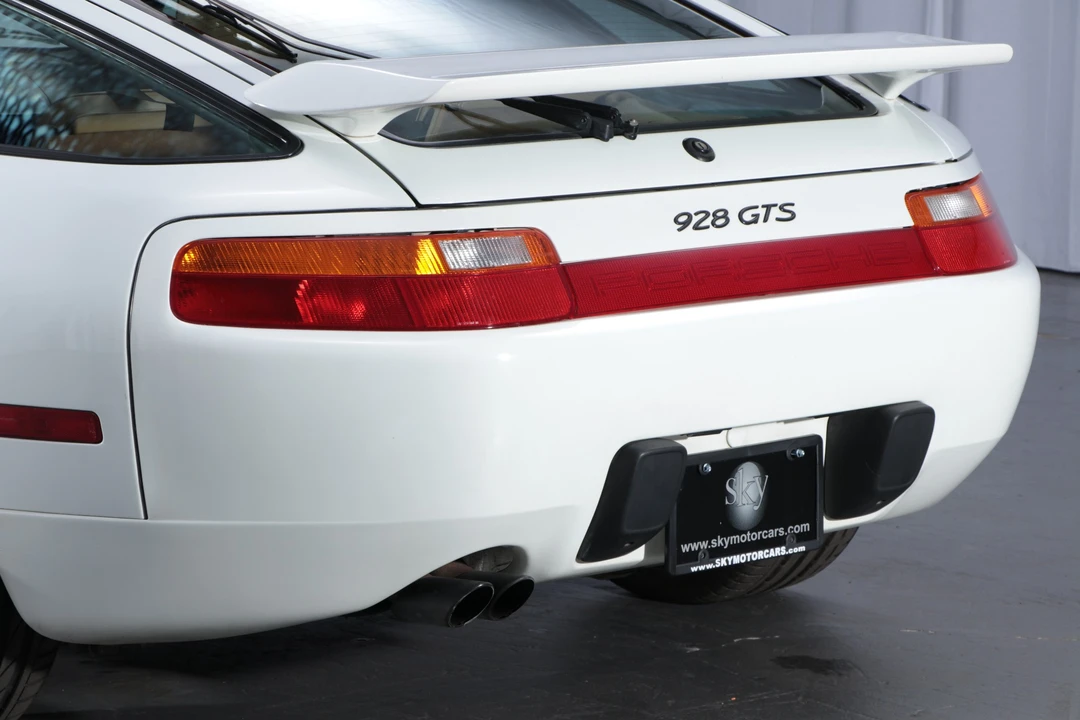 1994 Porsche 928 GTS - Image 17 of 31