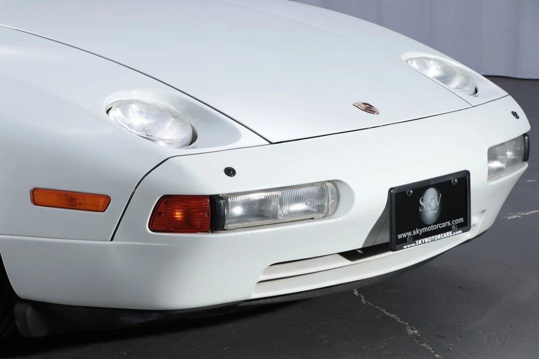 1994 Porsche 928 GTS - Image 12 of 31