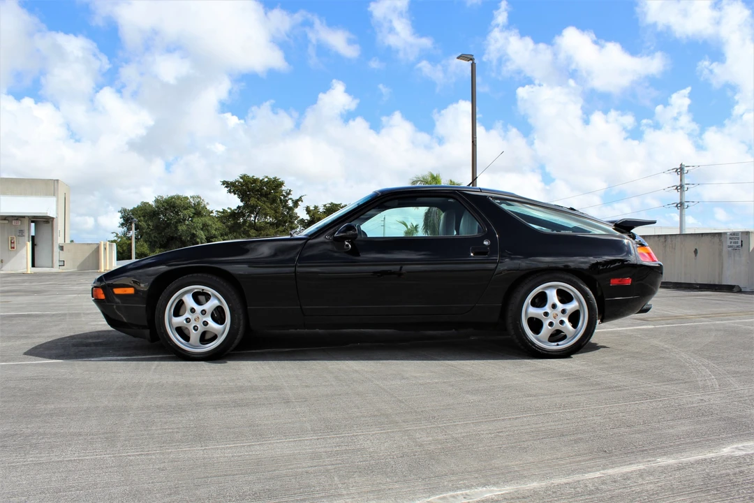 1994 Porsche 928 GTS - Image 18 of 31