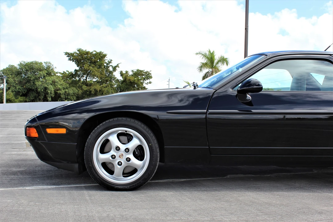 1994 Porsche 928 GTS - Image 16 of 31