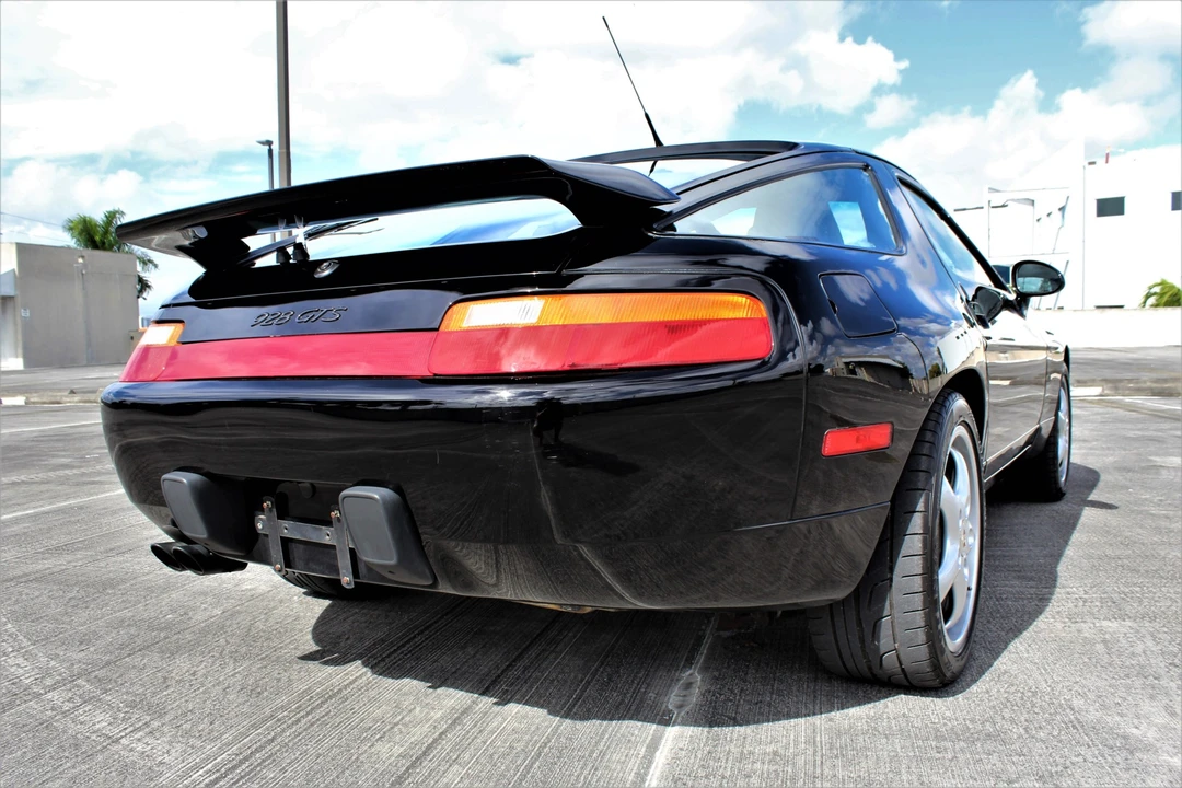1994 Porsche 928 GTS - Image 10 of 31
