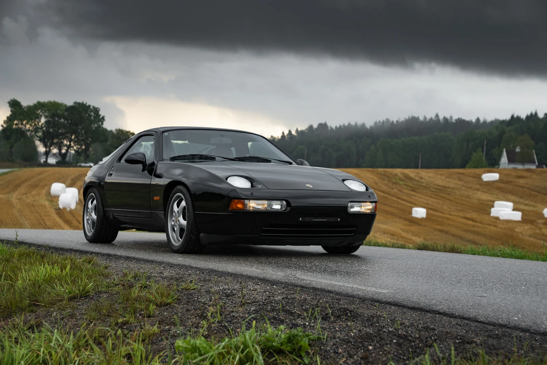 1994 Porsche 928 GTS - Image 24 of 31