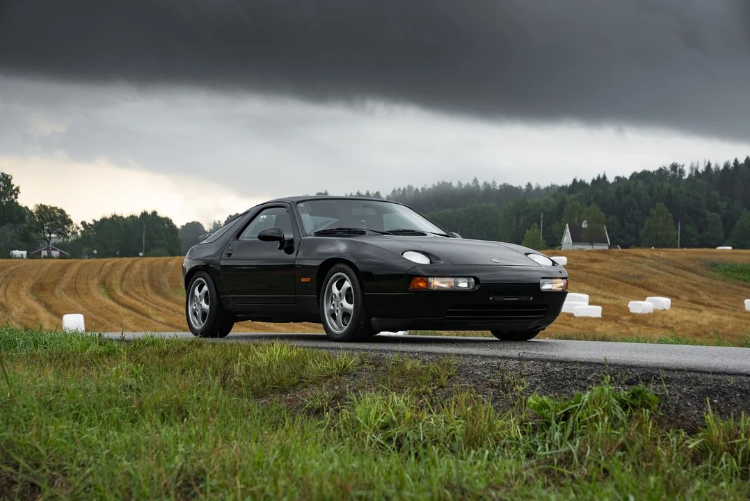1994 Porsche 928 GTS - Image 17 of 31