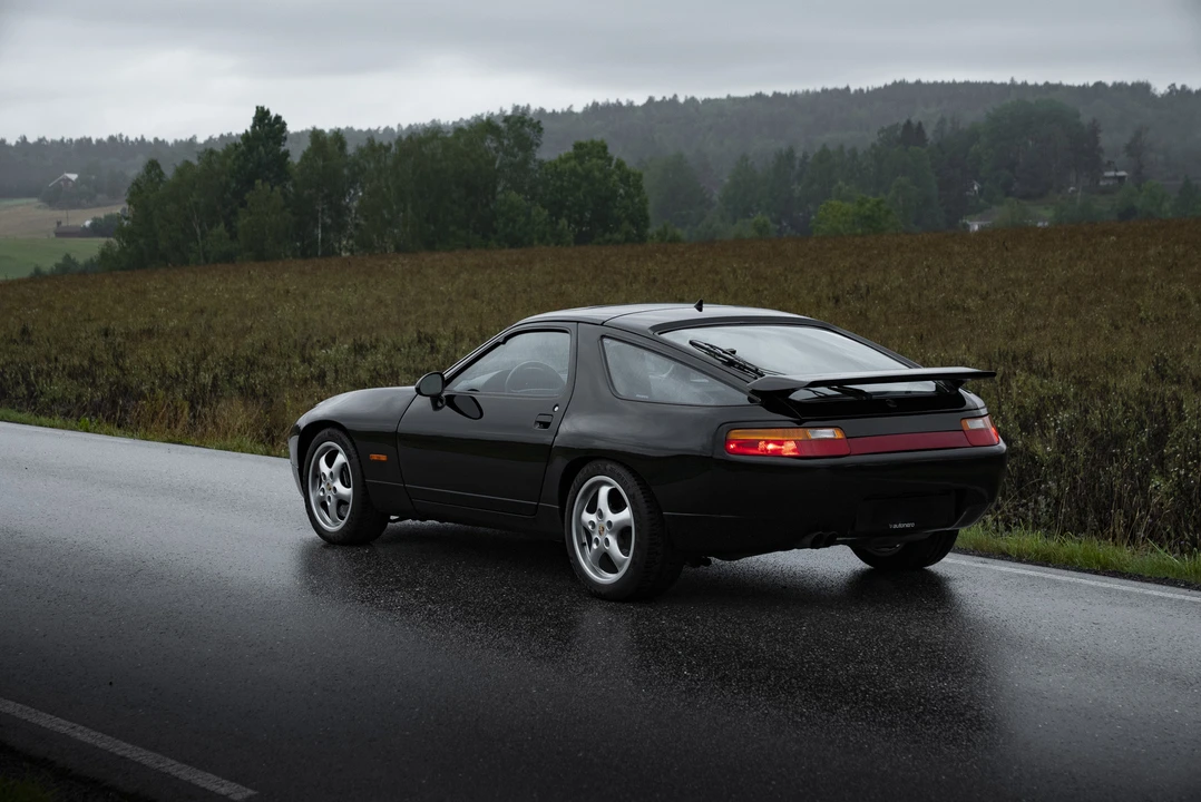 1994 Porsche 928 GTS - Image 5 of 31