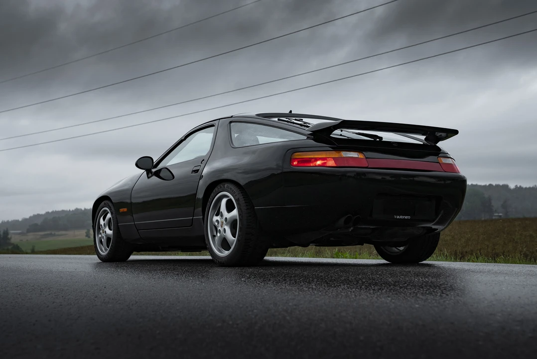 1994 Porsche 928 GTS - Image 13 of 31