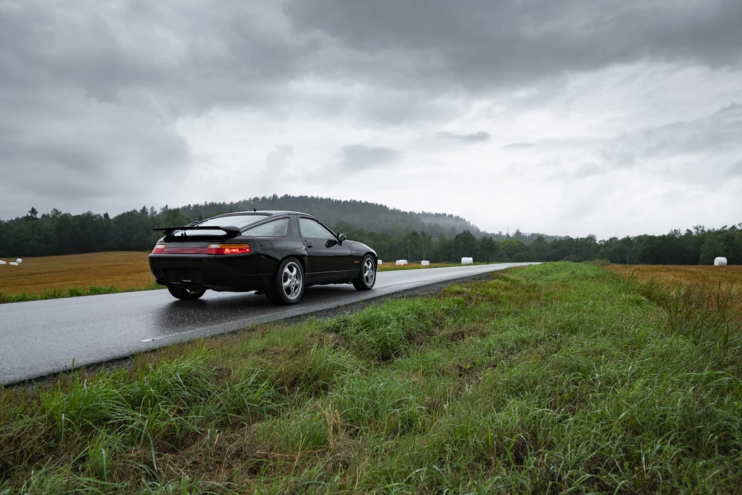 1994 Porsche 928 GTS - Image 23 of 31