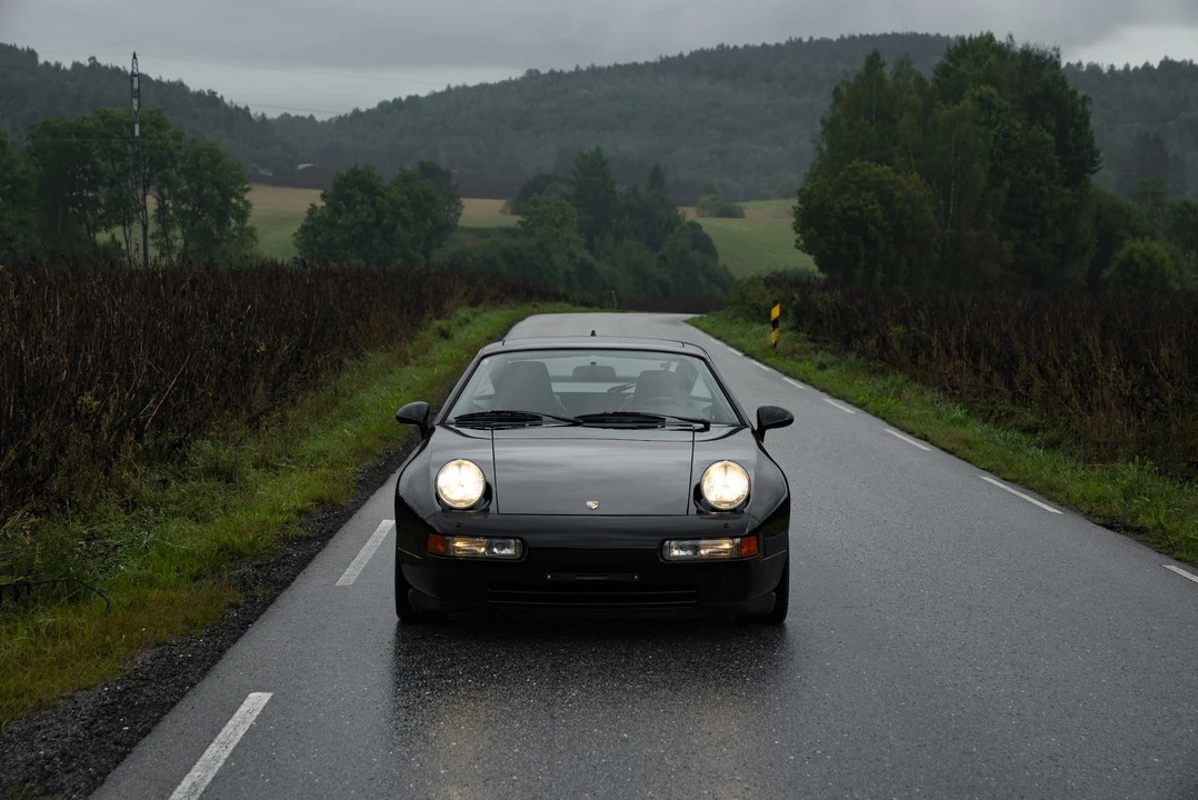 1994 Porsche 928 GTS - Image 18 of 31