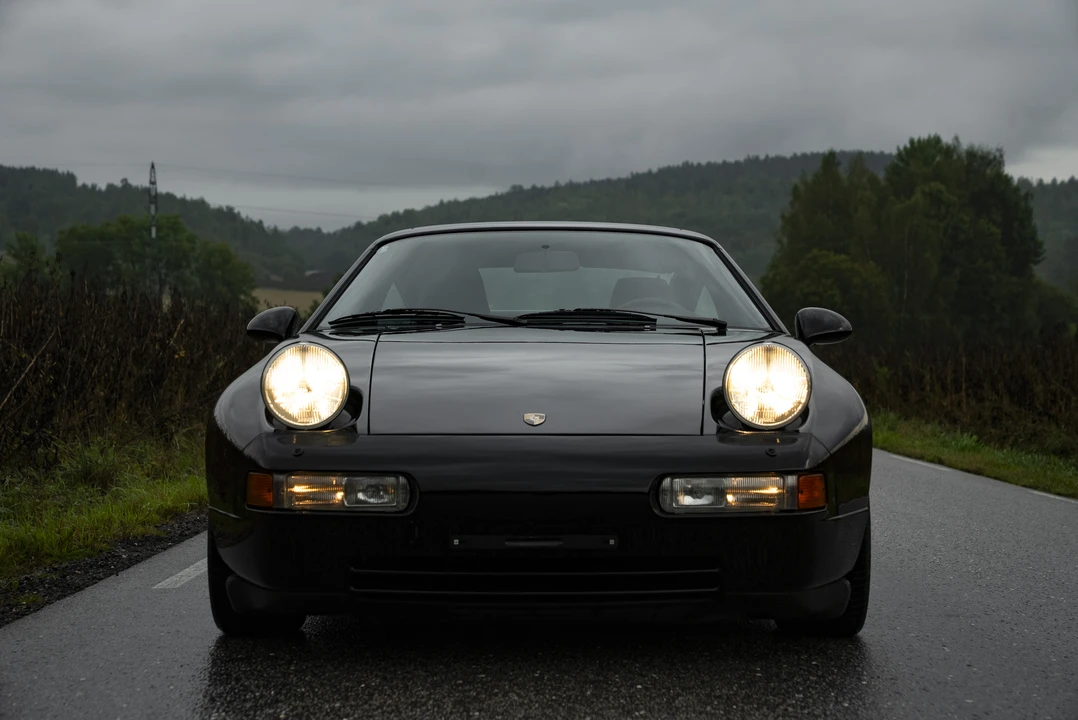 1994 Porsche 928 GTS - Image 10 of 31