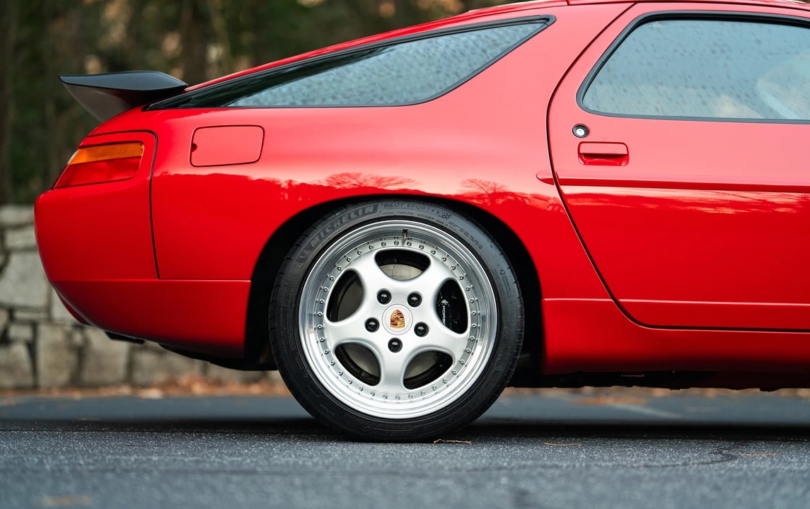 1994 Porsche 928 GTS - Image 19 of 25