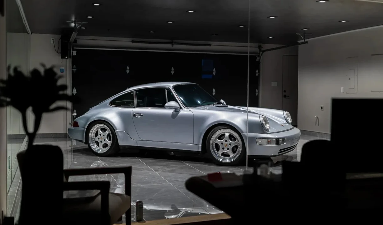 1994 Porsche 964 Carrera 4 - Image 27 of 31