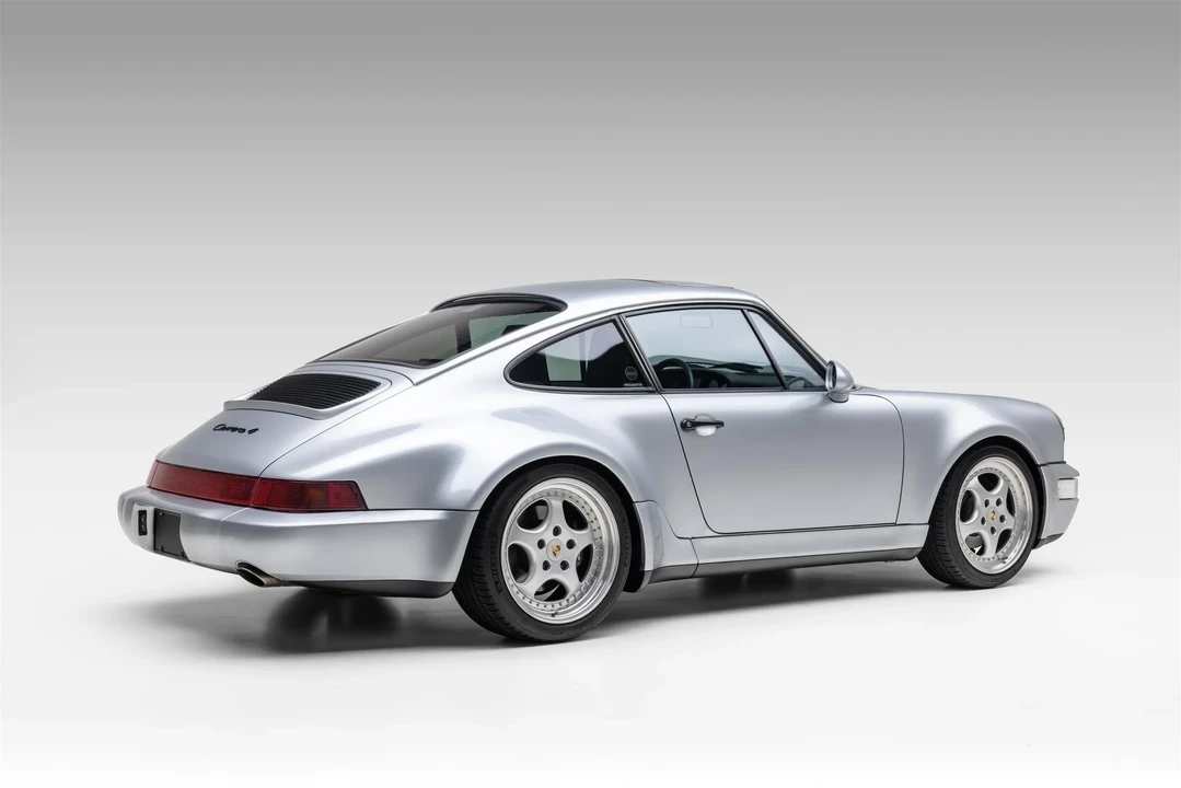 1994 Porsche 964 Carrera 4 - Image 10 of 31