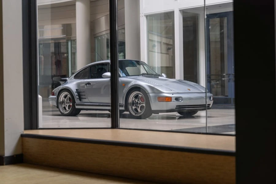 1994 Porsche 964 Turbo S - Image 15 of 31