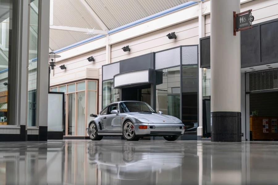 1994 Porsche 964 Turbo S - Image 16 of 31
