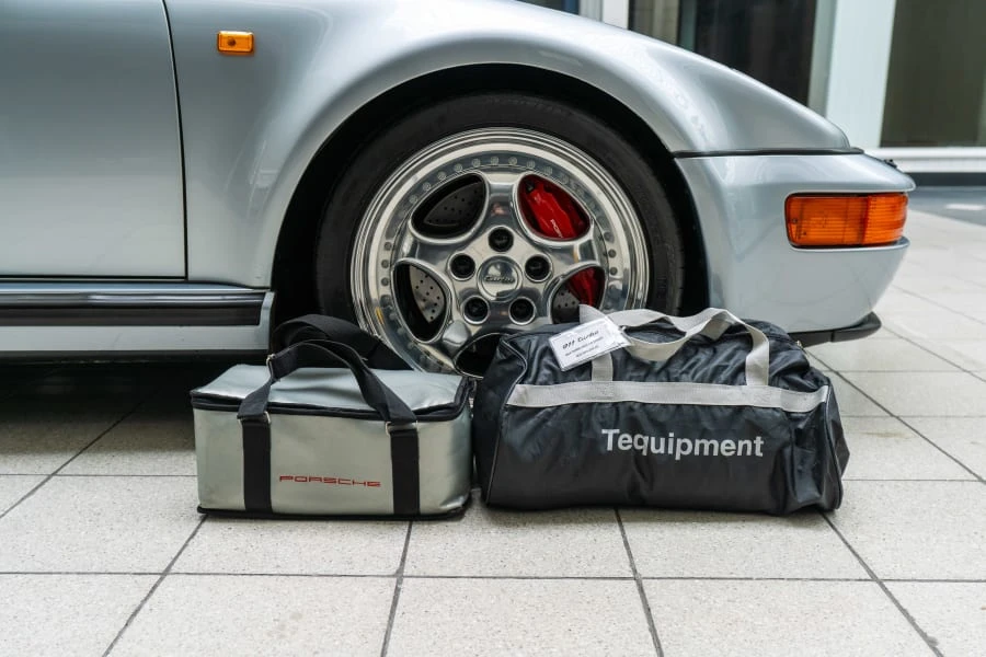 1994 Porsche 964 Turbo S - Image 26 of 31
