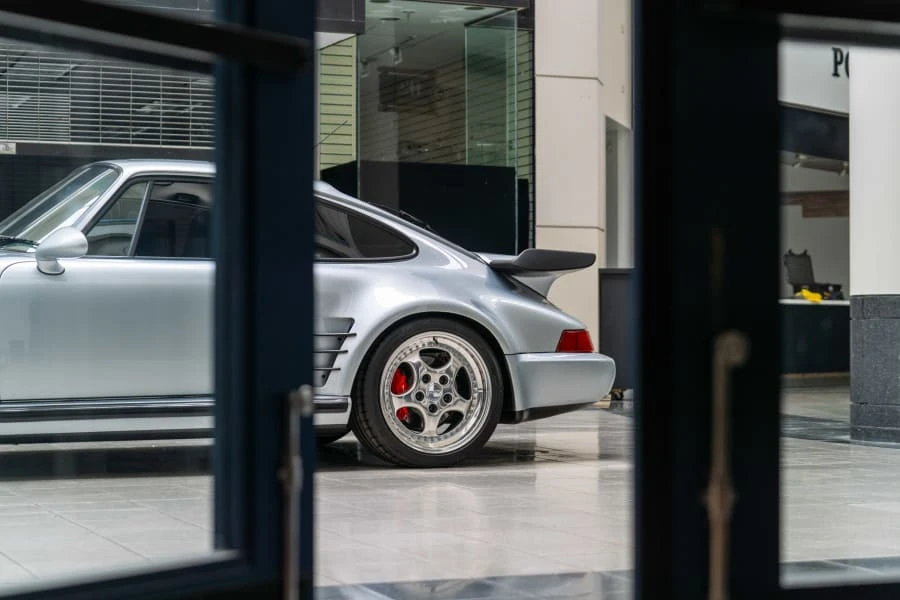 1994 Porsche 964 Turbo S - Image 9 of 31