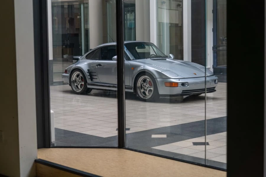 1994 Porsche 964 Turbo S - Image 22 of 31