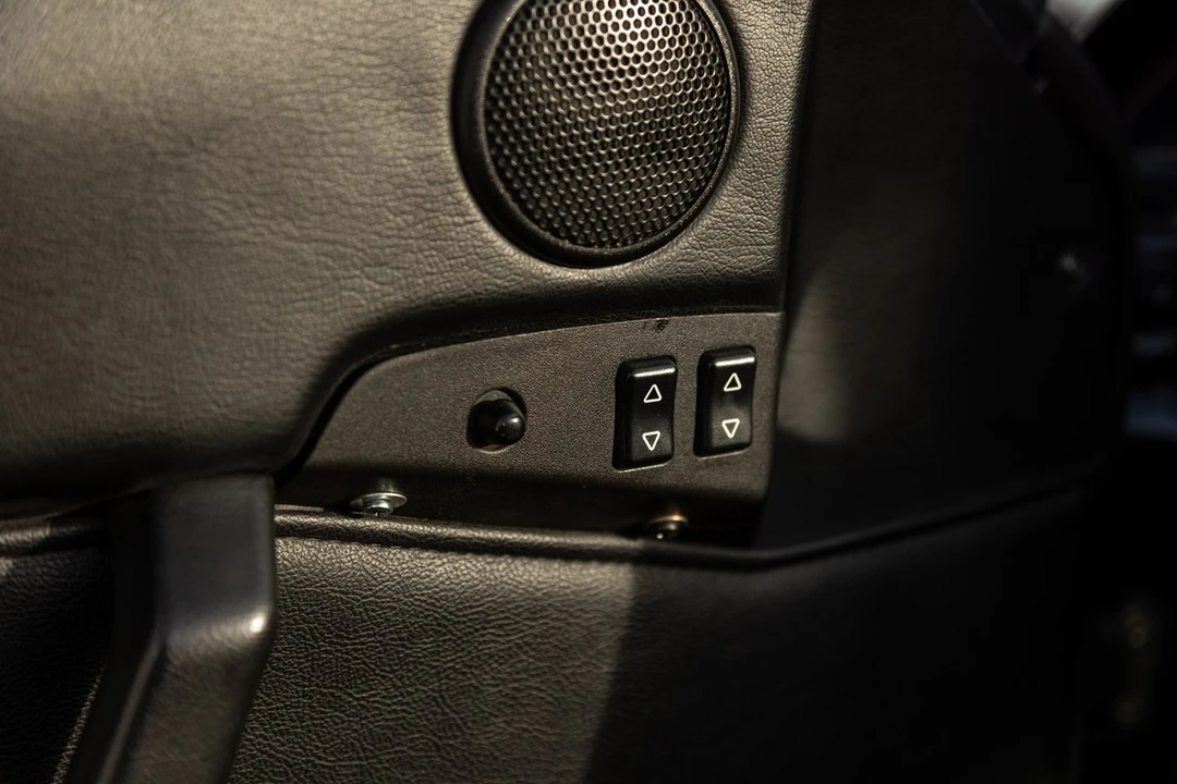 1995 Porsche 968 - Image 16 of 30
