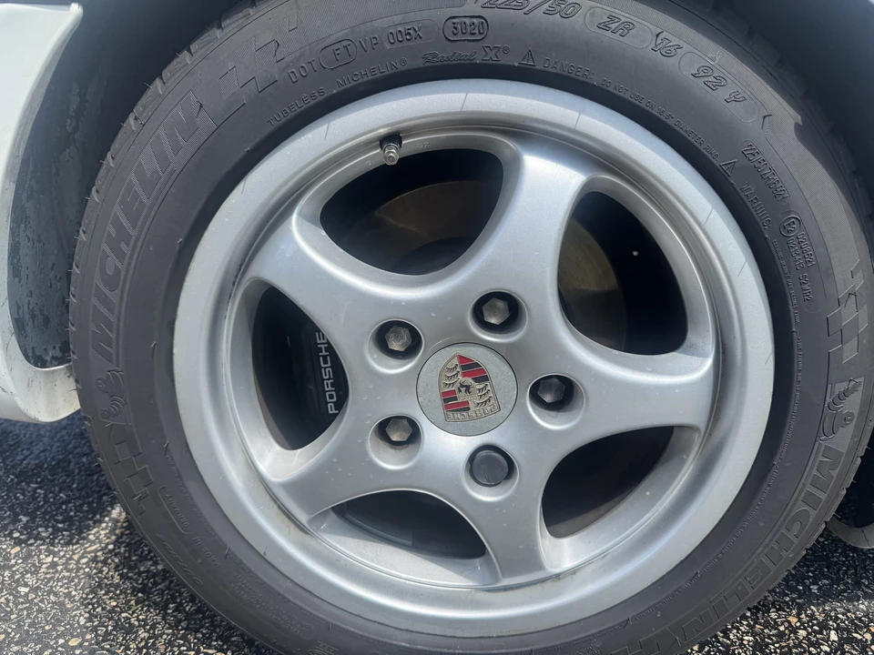 1994 Porsche 968 - Image 16 of 31