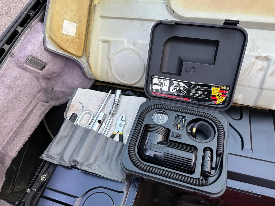 1994 Porsche 968 - Image 10 of 21