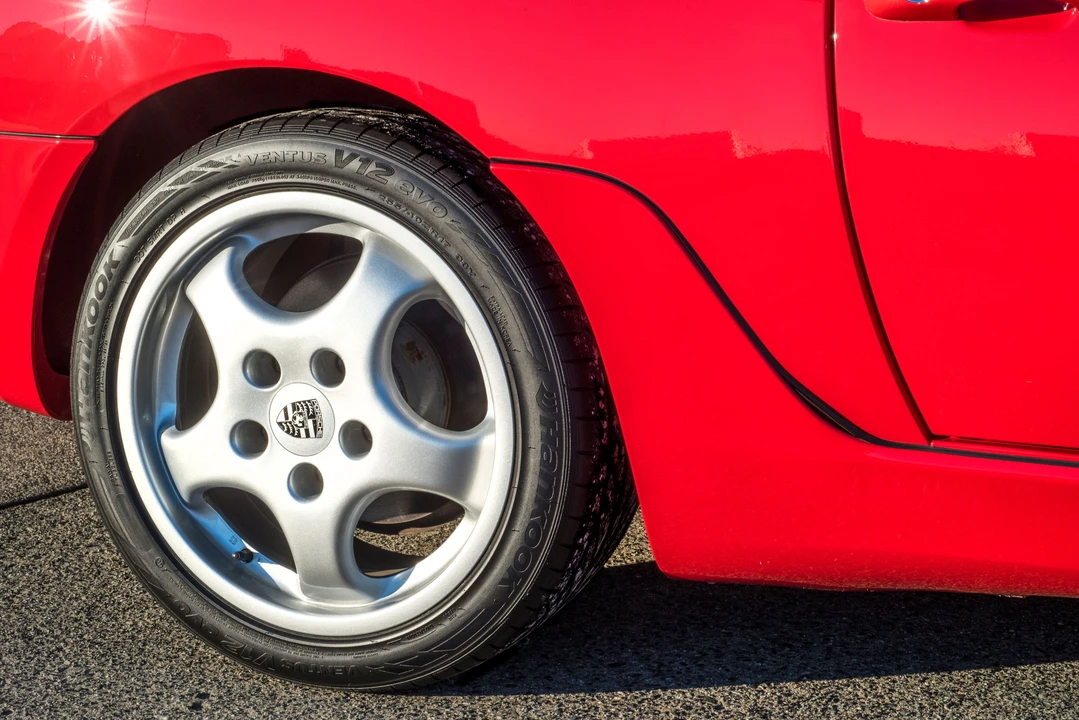 1994 Porsche 968 - Image 14 of 31