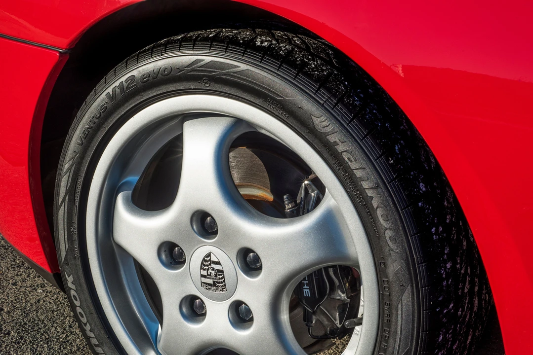 1994 Porsche 968 - Image 2 of 31