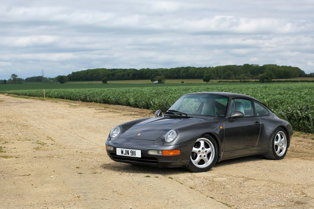 1994 Porsche 993 Carrera - Image 9 of 30