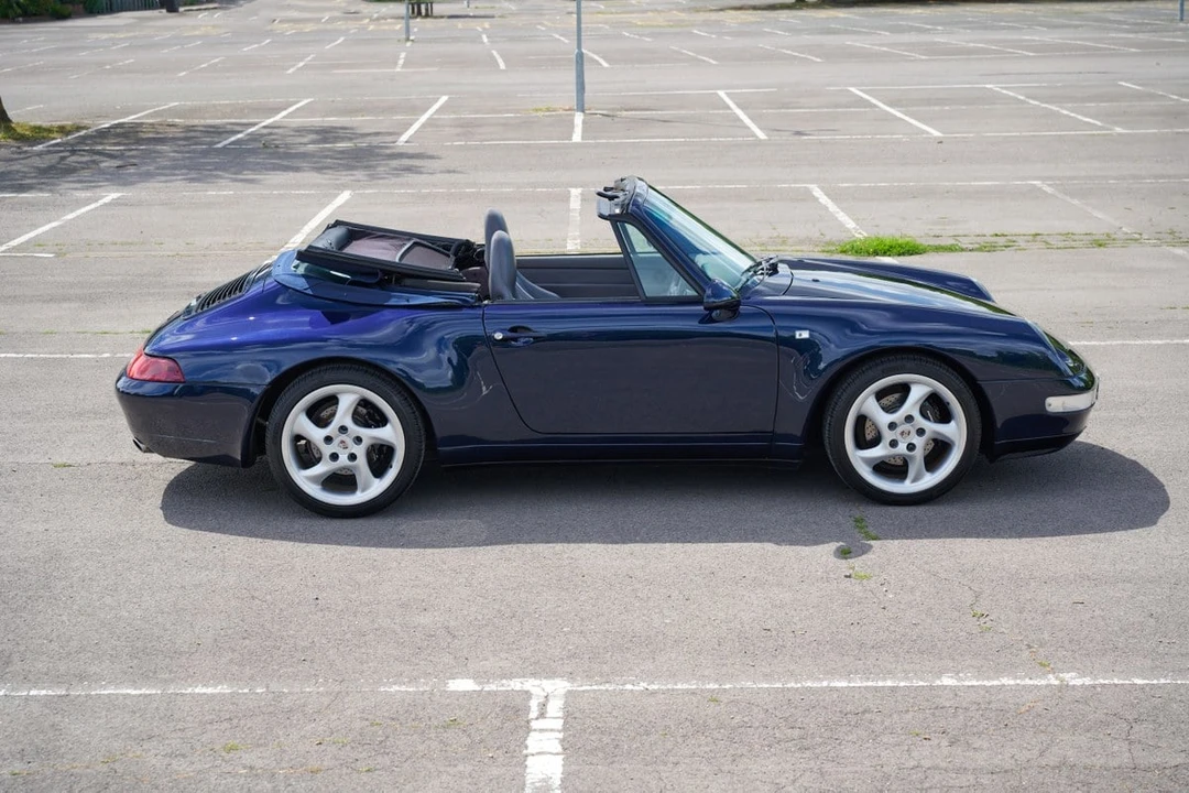 1994 Porsche 993 Carrera - Image 9 of 30