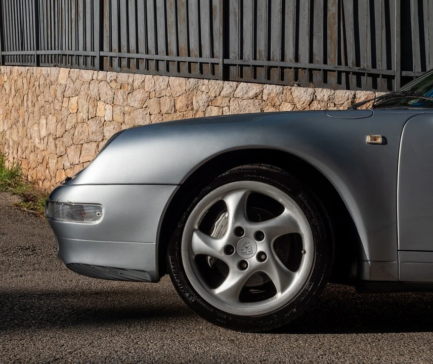 1994 Porsche 993 Carrera 4 - Image 27 of 30