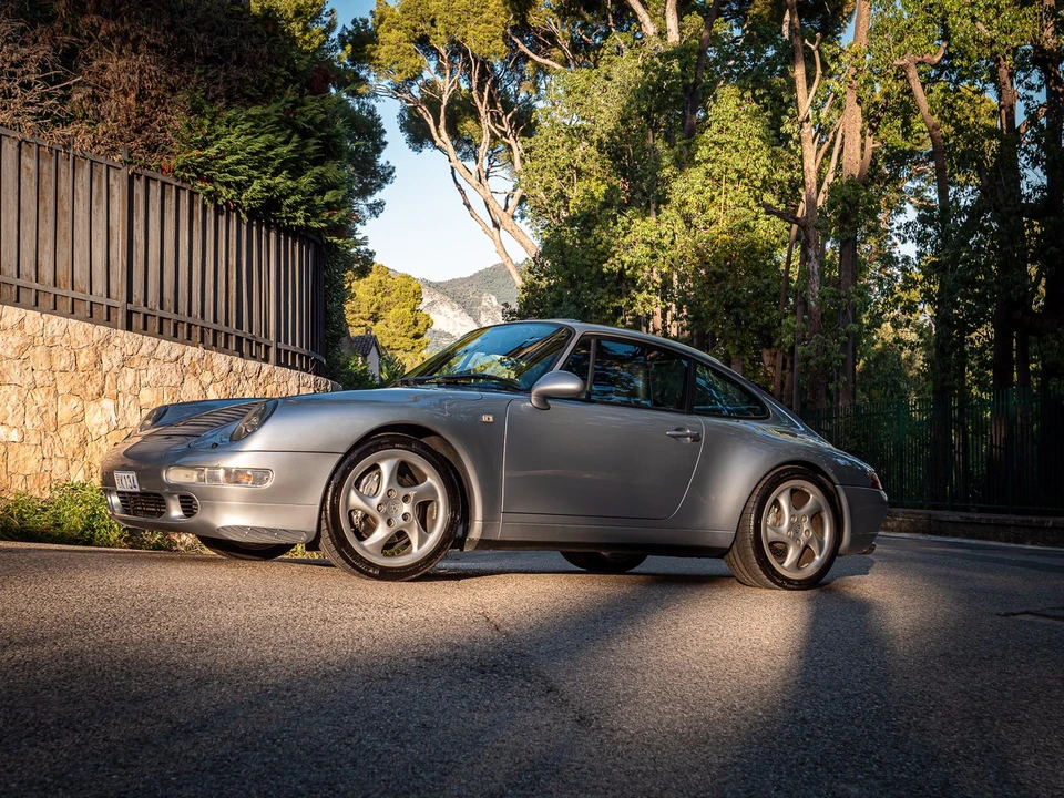 1994 Porsche 993 Carrera 4 - Image 19 of 30