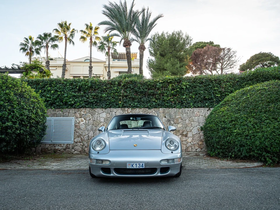 1994 Porsche 993 Carrera 4 - Image 10 of 30