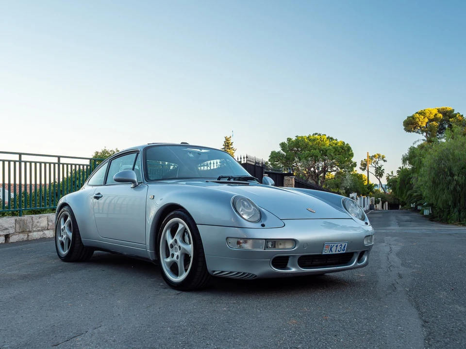 1994 Porsche 993 Carrera 4 - Image 3 of 30