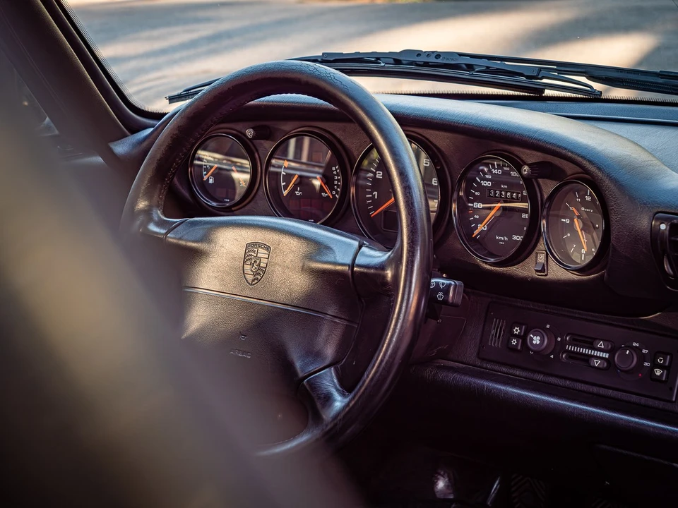 1994 Porsche 993 Carrera 4 - Image 28 of 30
