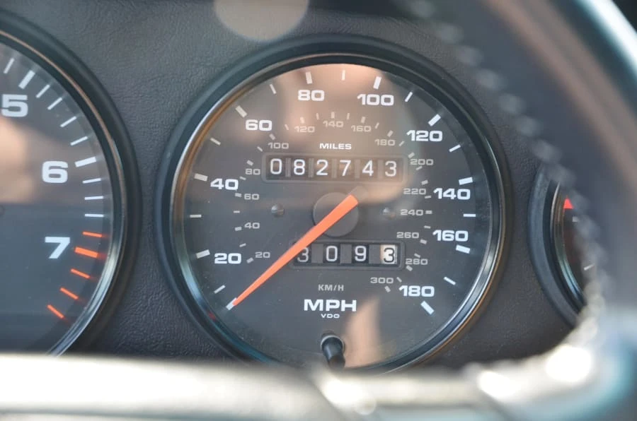 1994 Porsche 964 Carrera 4 - Image 6 of 8
