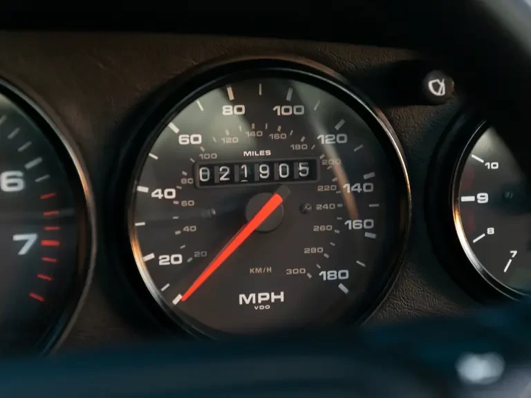 1994 Porsche 964 Turbo - Image 12 of 31
