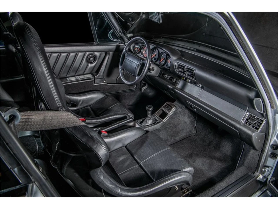 1994 Porsche 964 Turbo - Image 10 of 31