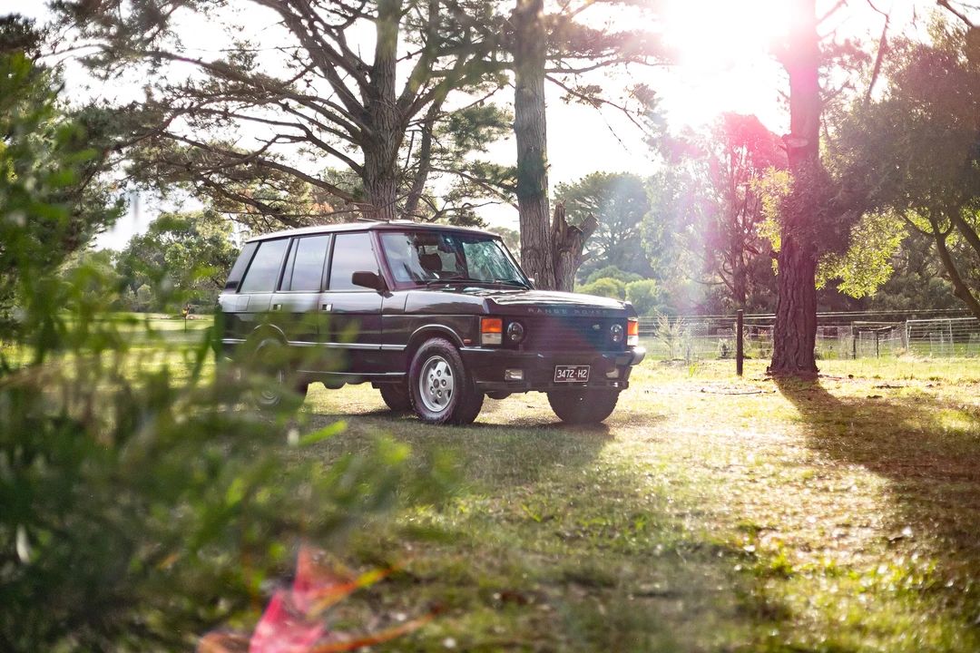 1994 Land Rover Range Rover Classic - Image 9 of 31