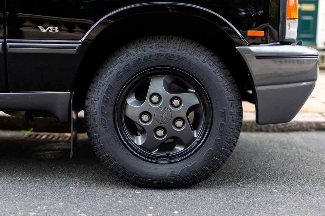 1994 Land Rover Range Rover Classic - Image 8 of 31