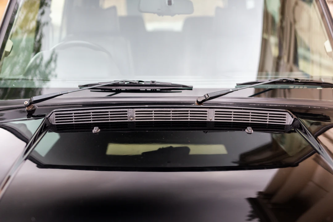 1994 Land Rover Range Rover Classic - Image 24 of 31