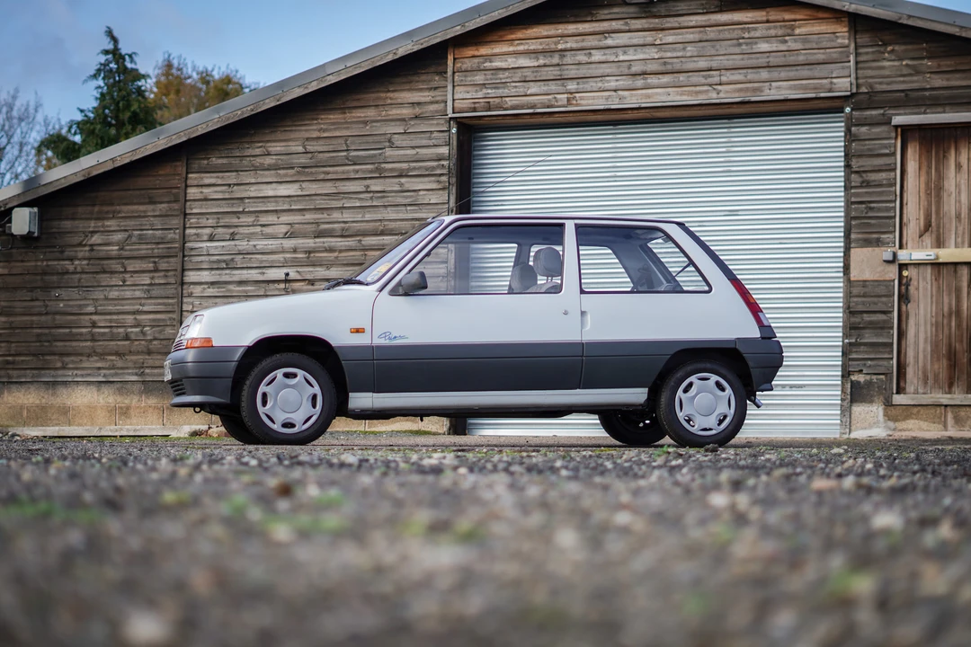 1994 Renault 5 - Image 9 of 31