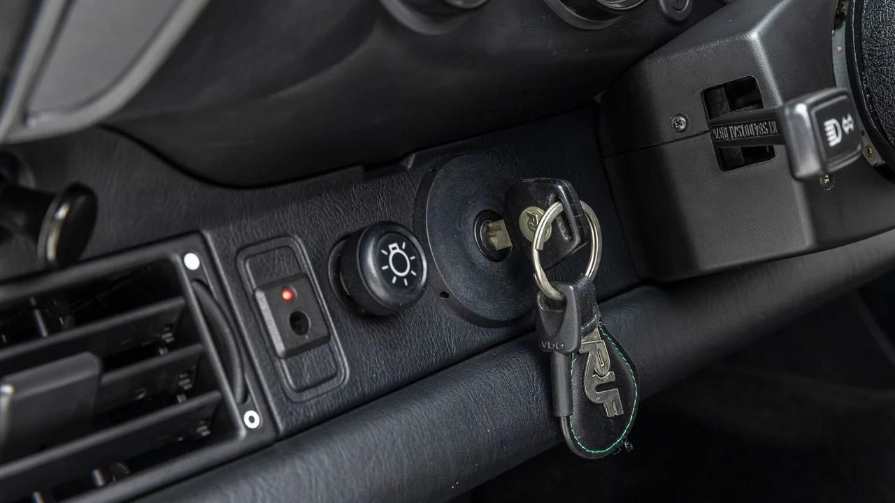 1994 RUF - Image 26 of 31