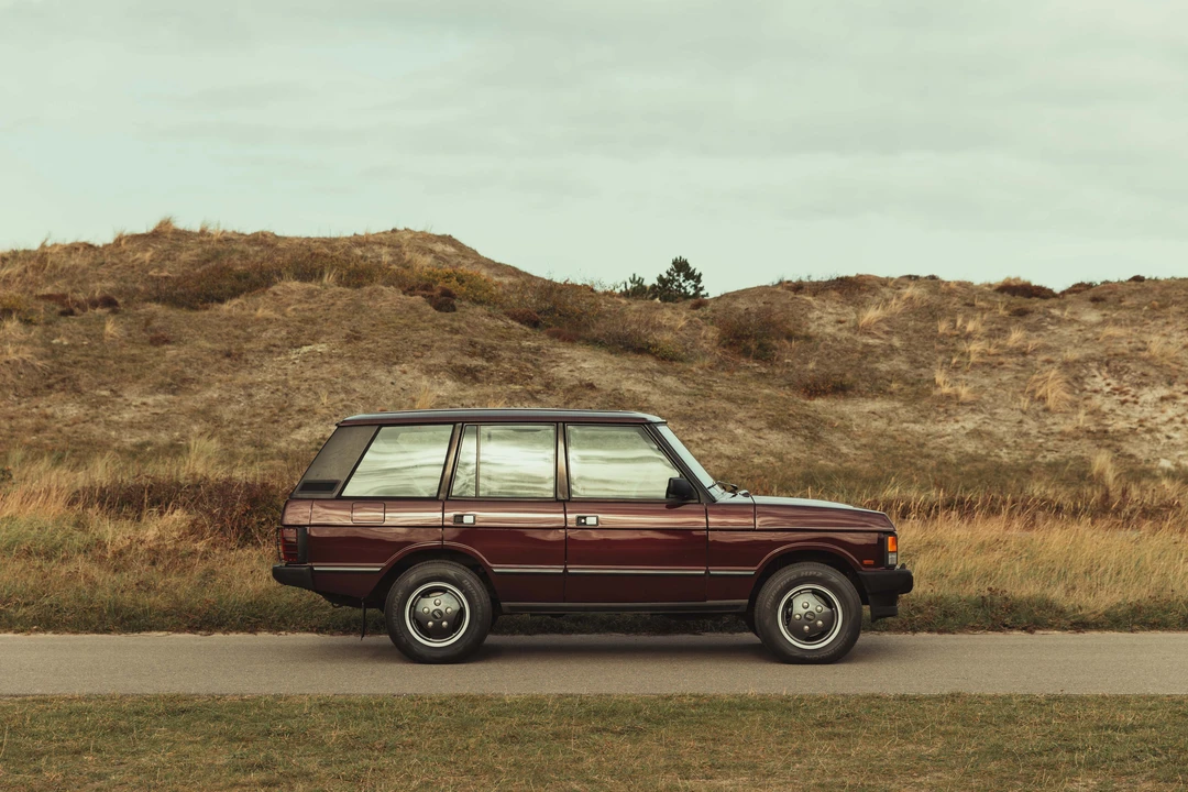 1994 Land Rover Range Rover Classic - Image 8 of 31