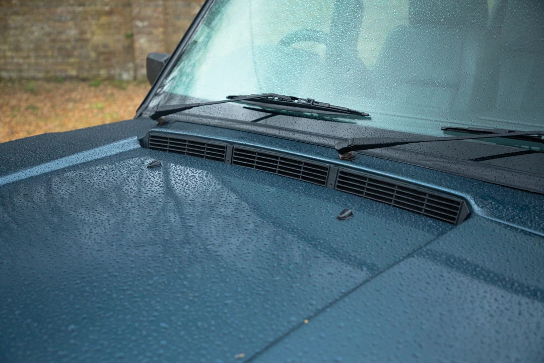 1994 Land Rover Range Rover Classic - Image 18 of 31