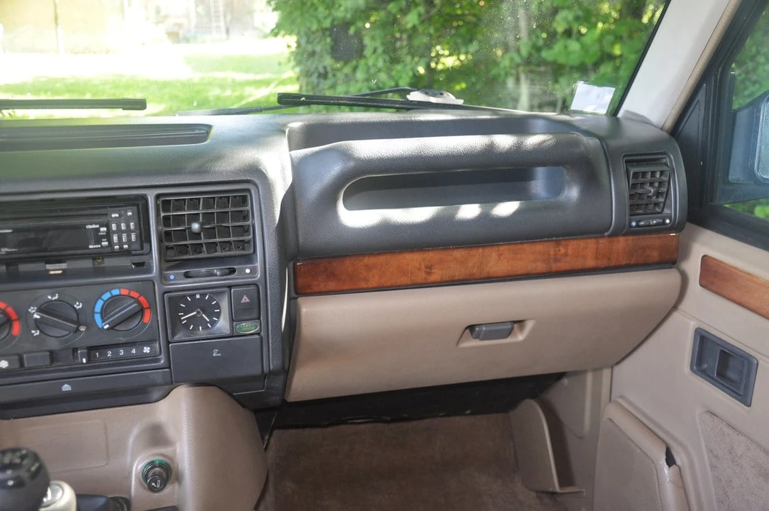 1994 Land Rover Range Rover Classic - Image 15 of 31