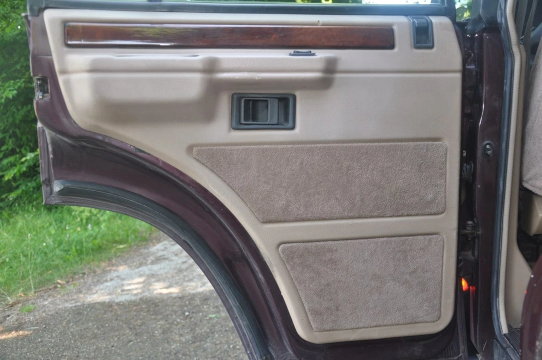 1994 Land Rover Range Rover Classic - Image 19 of 31
