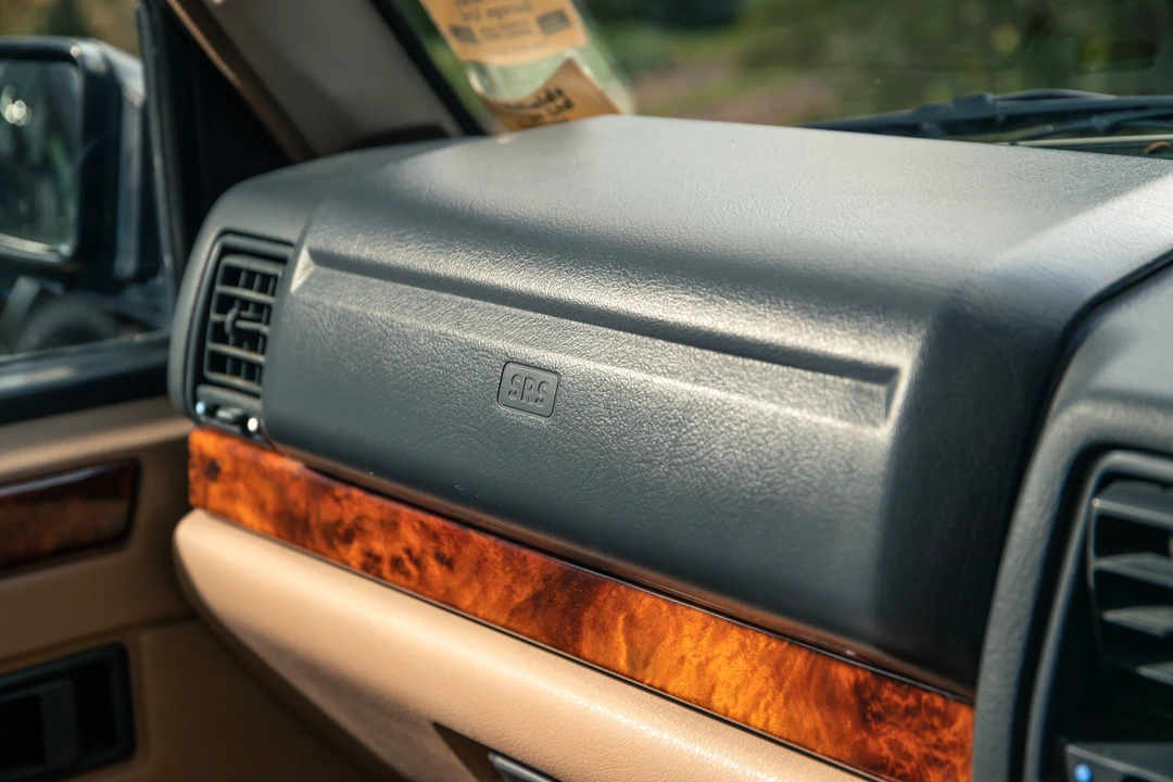 1994 Land Rover Range Rover Classic - Image 14 of 25