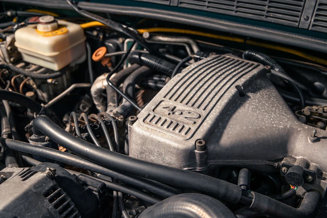 1994 Land Rover Range Rover Classic - Image 3 of 25